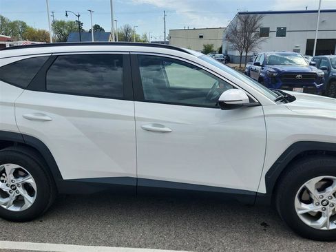 Used 2023 Hyundai Tucson SEL AWD/4WD image 3