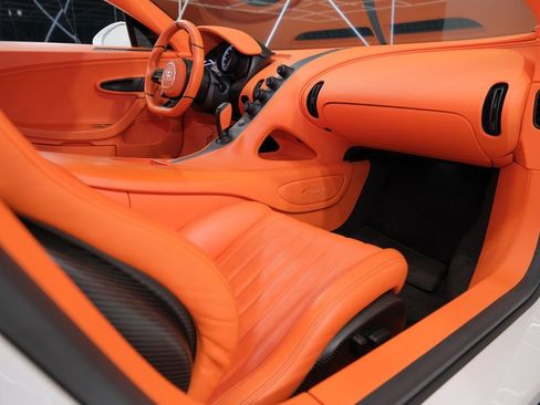 Used 2022 Bugatti Chiron Pur Sport image 54