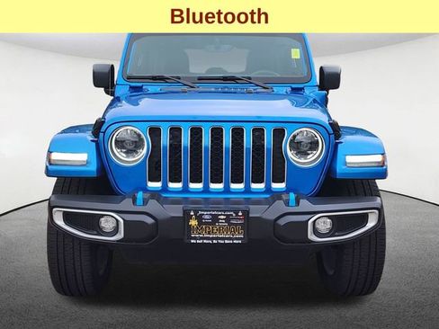 Used 2023 Jeep Wrangler Unlimited Sahara w/ Cold Weather Group AWD/4WD image 10