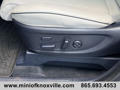Used 2022 Hyundai Palisade Limited AWD/4WD image 11