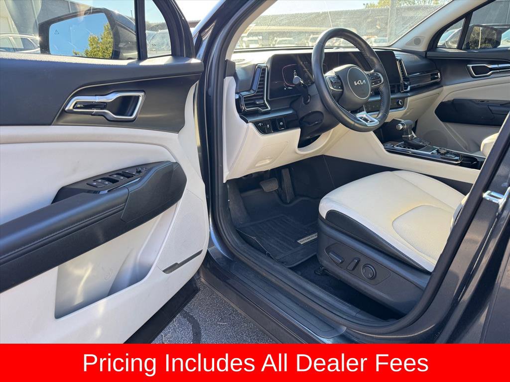 Used 2024 Kia Sportage EX FWD image 14