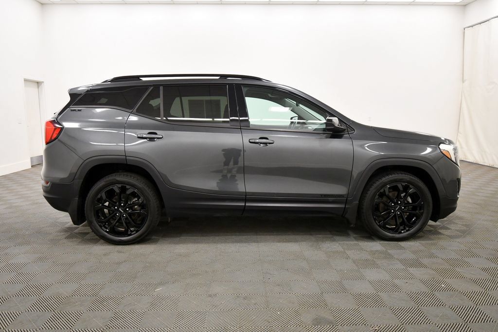 Used 2020 GMC Terrain SLE w/ Driver Convenience Package AWD/4WD image 9