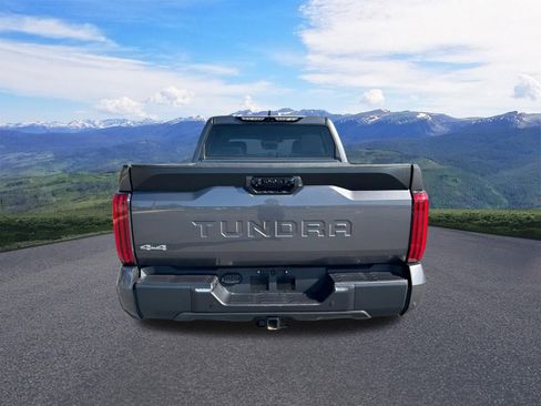 Used 2022 Toyota Tundra SR5 w/ Advanced Technology Package image 4