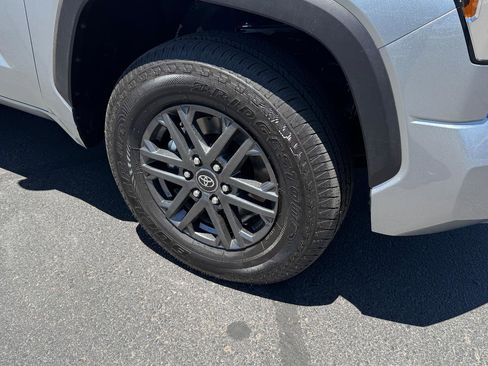 New 2026 Toyota Tundra SR5 image 7