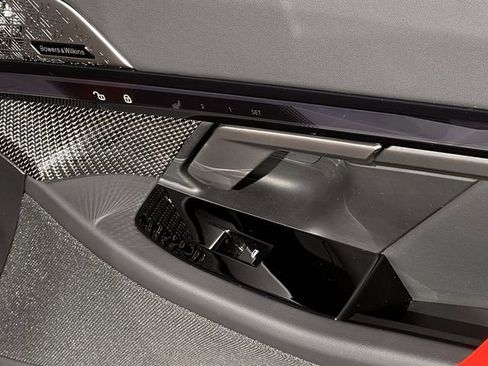 Used 2026 BMW M5 w/ Carbon Package image 28