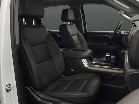 Used 2022 Chevrolet Silverado 1500 LT Trail Boss w/ LT Trail Boss Premium Package AWD/4WD image 23