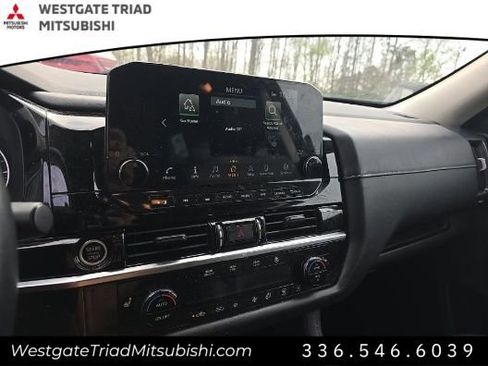 Used 2022 Nissan Pathfinder SL w/ Cargo Package image 13