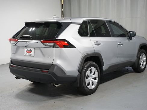 Used 2024 Toyota RAV4 LE image 8