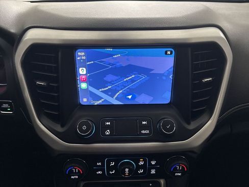 Used 2023 GMC Acadia SLE image 59