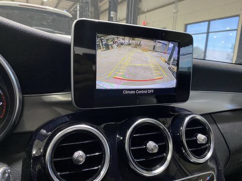 Used 2015 Mercedes-Benz C 300 4MATIC Sedan image 4