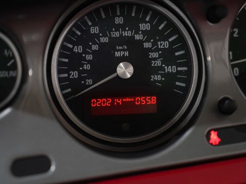 Used 2000 BMW Z8 RWD image 39