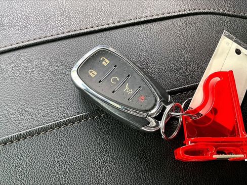 Used 2023 Chevrolet Traverse High Country w/ LPO, Floor Liner Package AWD/4WD image 35