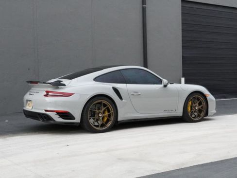 Used 2018 Porsche 911 Turbo S image 7