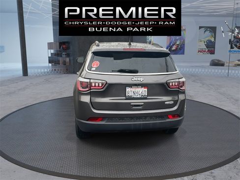 Certified 2020 Jeep Compass Latitude image 7