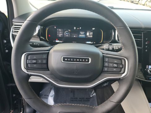 Used 2022 Jeep Wagoneer Series III w/ Convenience Group I image 27