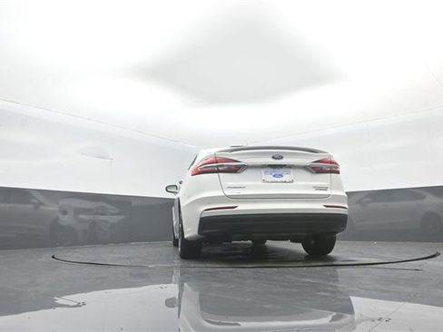 Certified 2019 Ford Fusion Titanium image 32