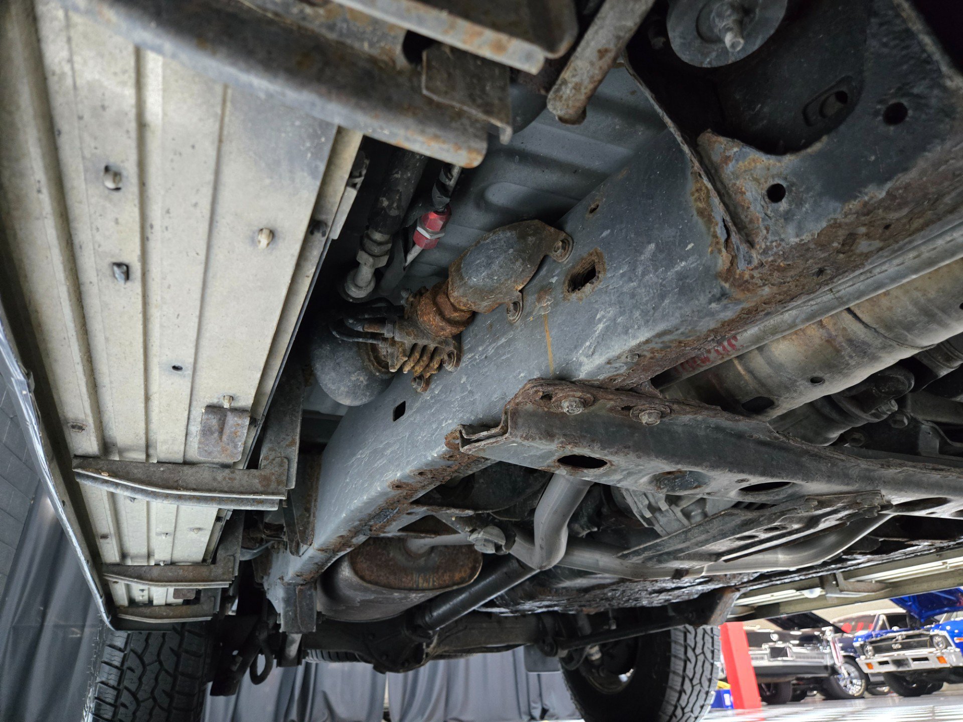 Used 2004 Lexus LX 470 4WD image 51