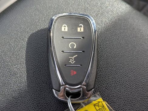 Used 2024 Chevrolet Equinox LT image 25