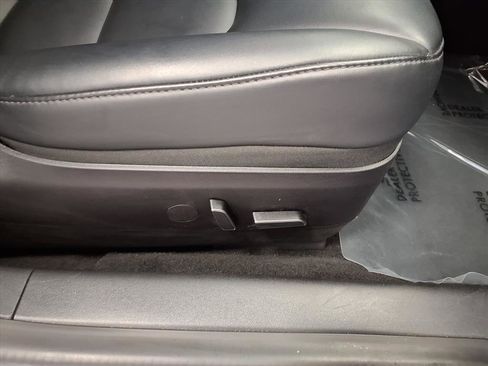 Used 2021 Tesla Model 3 Standard Range Plus image 11