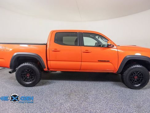 Used 2023 Toyota Tacoma TRD Pro AWD/4WD image 8
