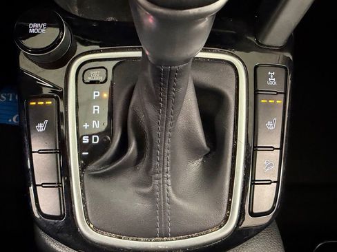 Used 2022 Kia Seltos S image 27