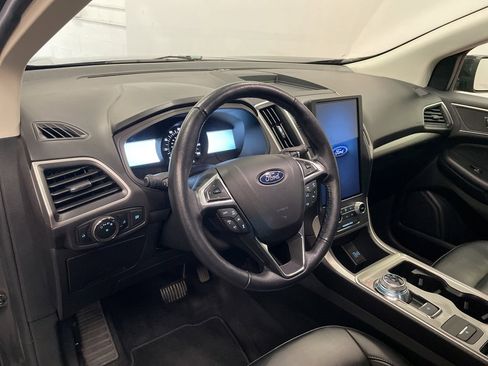 Used 2023 Ford Edge SEL image 18