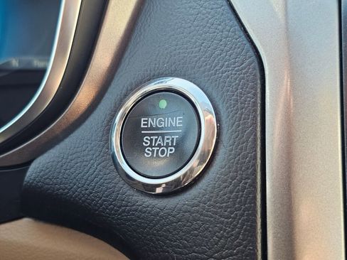 Used 2018 Ford Fusion SE image 19