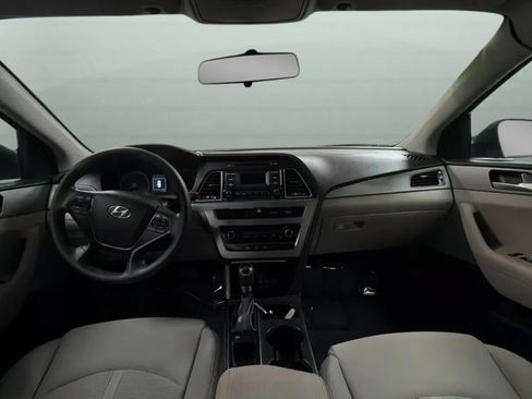 Used 2015 Hyundai Sonata SE FWD image 9