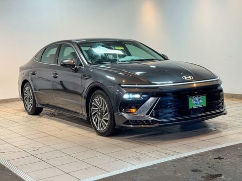 Used 2024 Hyundai Sonata SEL image 2