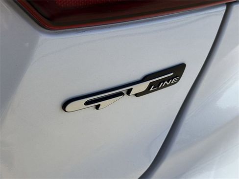 Used 2024 Kia Forte GT-Line image 13
