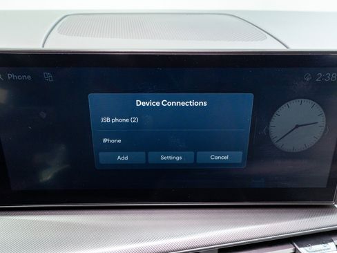 Used 2025 Hyundai Santa Fe SEL FWD image 18