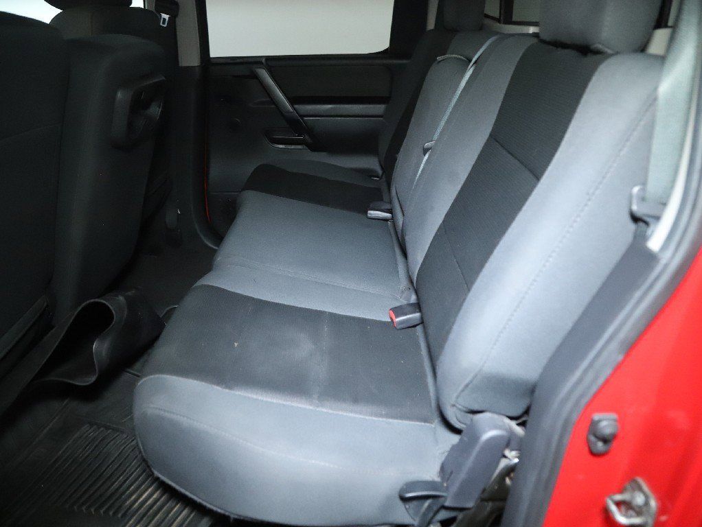Used 2012 Nissan Titan S AWD/4WD image 15