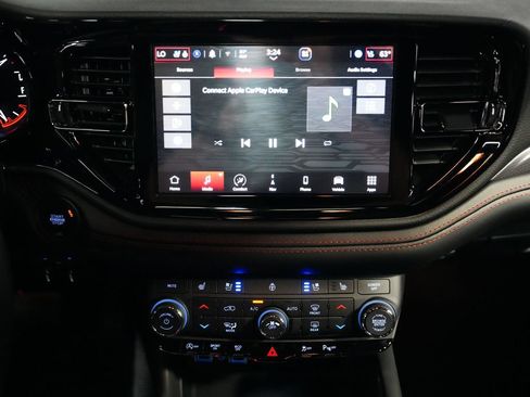 Used 2023 Dodge Durango GT AWD/4WD image 18