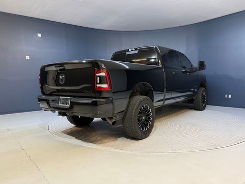 Used 2024 RAM 2500 Laramie w/ Night Edition image 9