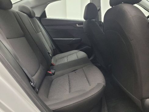 Used 2022 Hyundai Accent SE FWD image 19