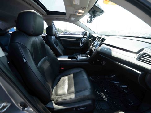 Used 2017 Honda Civic Touring image 26