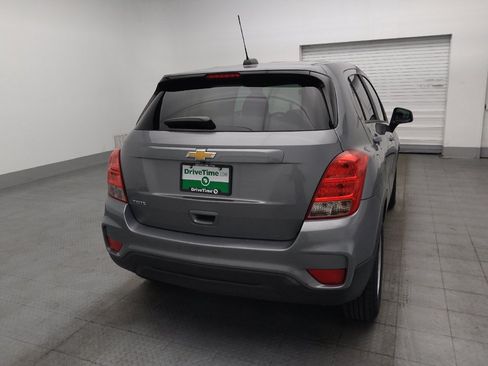 Used 2020 Chevrolet Trax LS w/ Tint and Cruise Package FWD image 7