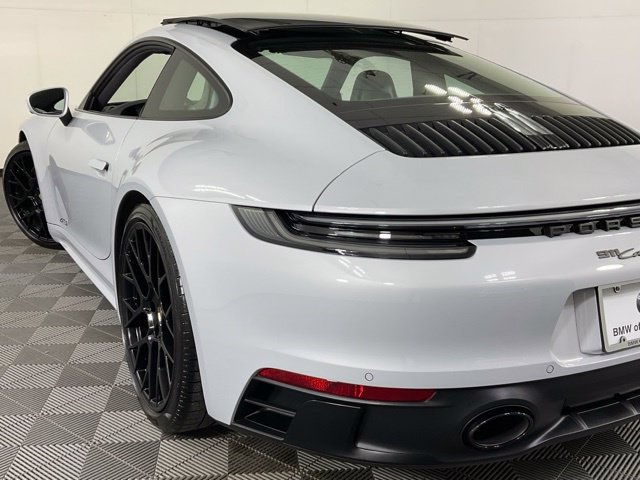 Used 2024 Porsche 911 Carrera GTS RWD image 32