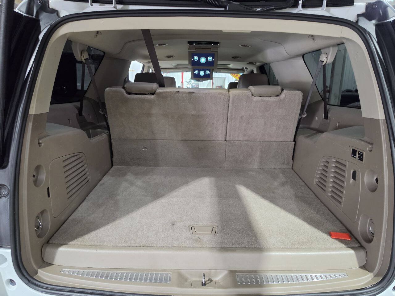 Used 2018 GMC Yukon XL SLT w/ Premium Edition AWD/4WD image 33