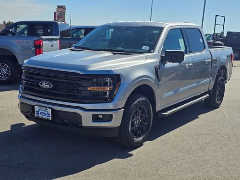 New 2026 Ford F150 XLT w/ Equipment Group 302A MID AWD/4WD image 3