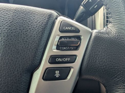 Used 2020 Nissan Titan SV w/ SV Convenience Package AWD/4WD image 16
