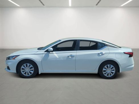Used 2021 Nissan Altima 2.5 S FWD image 3