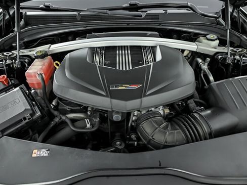 Used 2019 Cadillac CTS V w/ Carbon Fiber Package RWD image 12