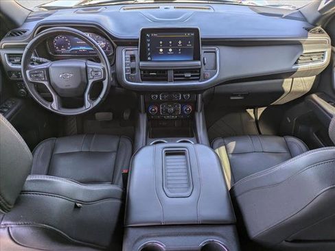 Used 2022 Chevrolet Tahoe RST w/ Luxury Package AWD/4WD image 15