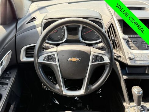 Used 2017 Chevrolet Equinox Premier w/ Enhanced Convenience Package AWD/4WD image 12