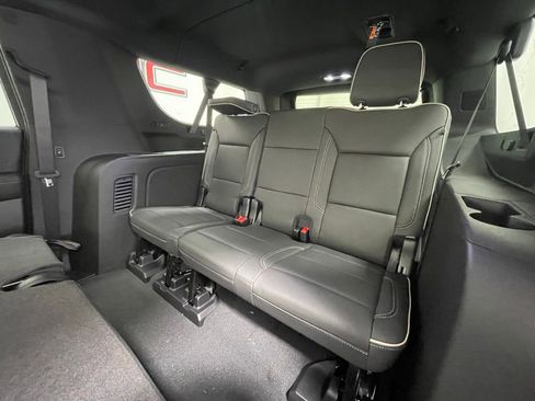 New 2026 GMC Yukon XL Elevation image 11