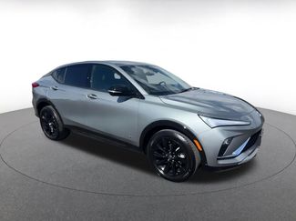 Used 2025 Buick Envista Sport Touring video 2