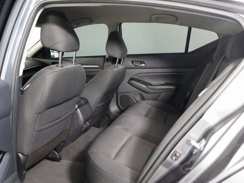 Used 2021 Nissan Altima 2.5 SV image 10