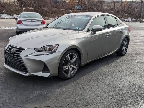 Used 2018 Lexus IS 300 AWD w/ Comfort Package image 22