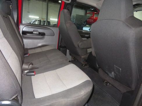 Used 2004 Ford F250 4x4 Crew Cab Super Duty image 32